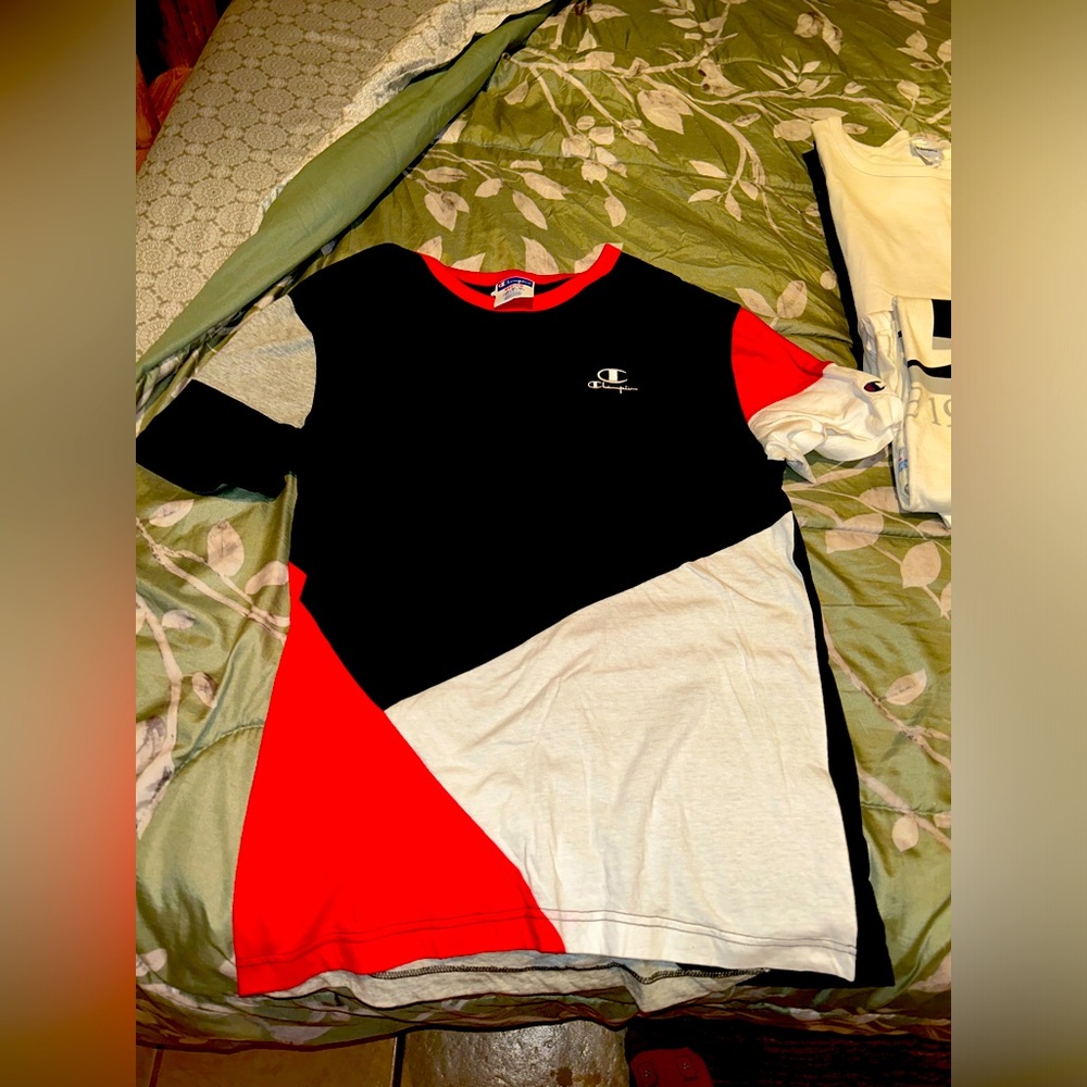 Champion colorblock tee shirt